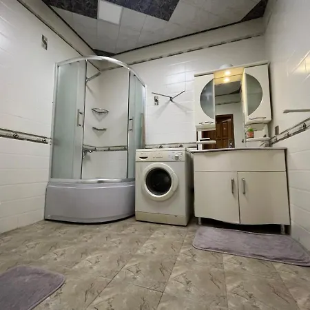 Cozy Apartment In The City Center Baku Exterior photo